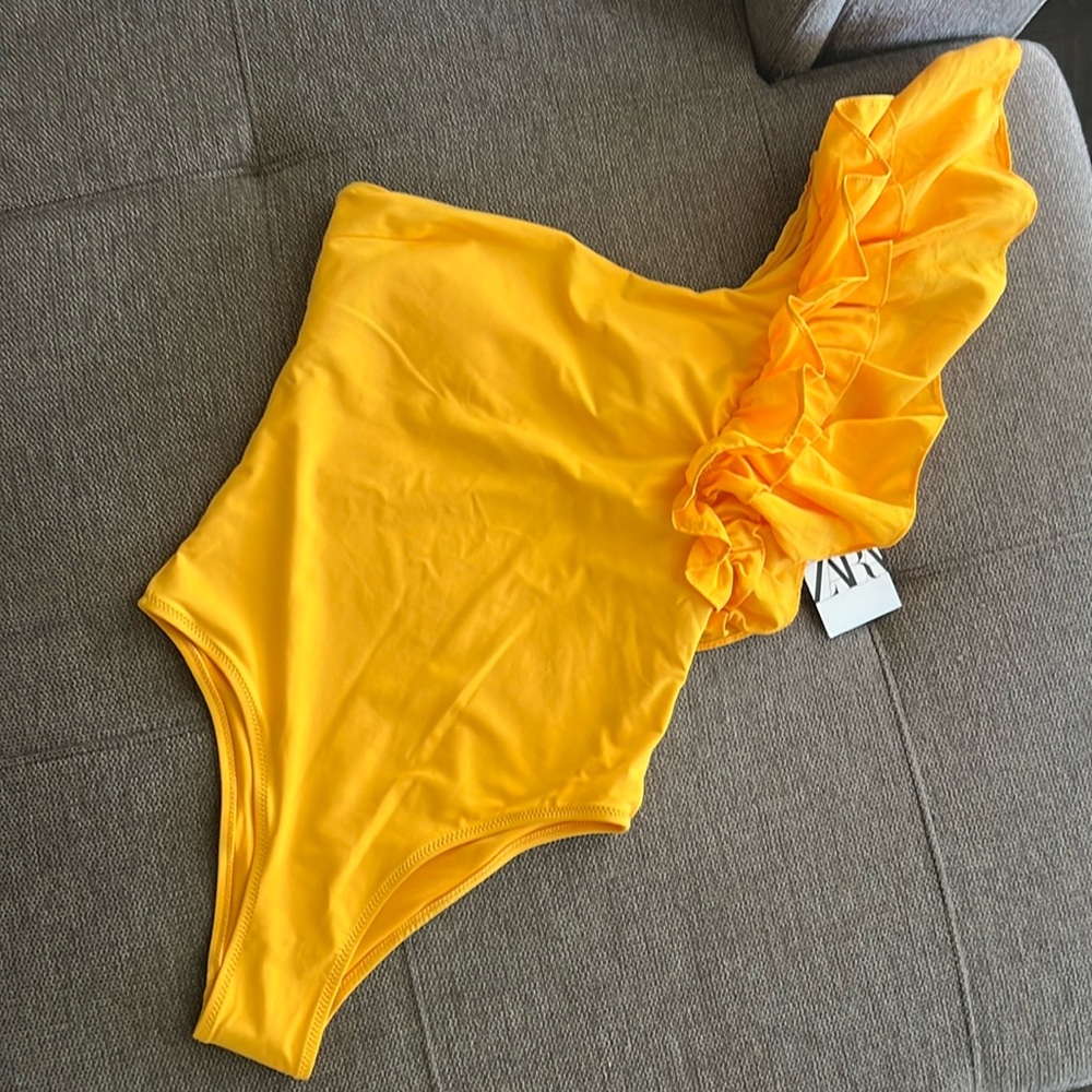 New Zara Swimsuit